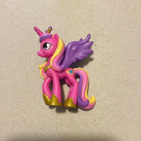 MY LITTLE PONY PRINCESS CADENCE BLIND BAG MINIFIGURE 74 - Picture 1 of 5